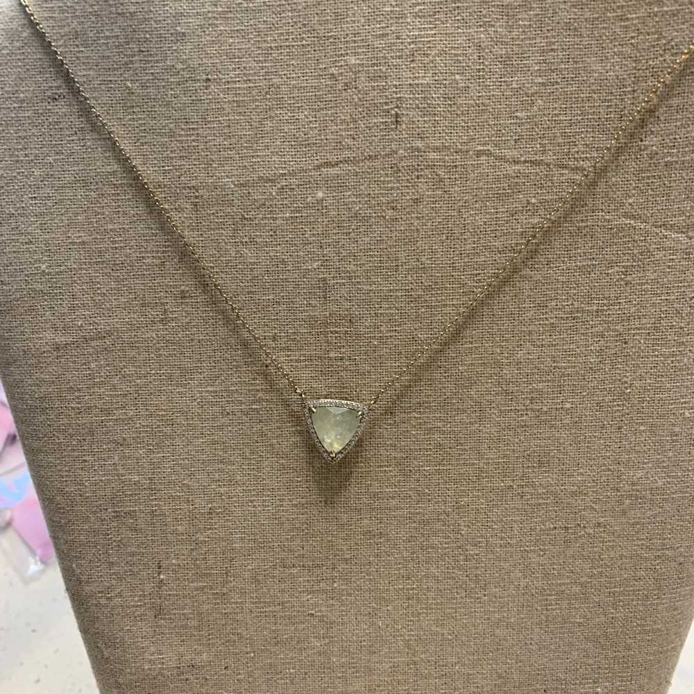 Delicate necklace